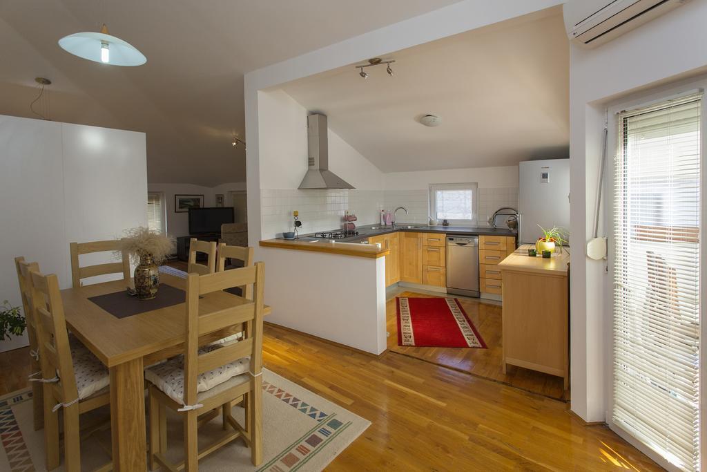 Guesthouse Rota Мостар Екстериор снимка